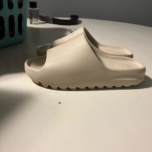 Size 11 Yeezy slides bone